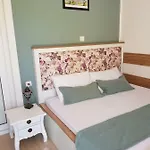 Couette-café Kizlan Ova 3*
